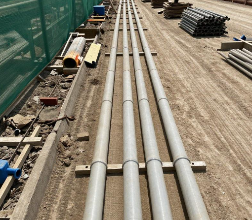 Typy PVC lakťov: 90-stupňové, 45-stupňové, pouličné a redukujúce vedenie lakťov